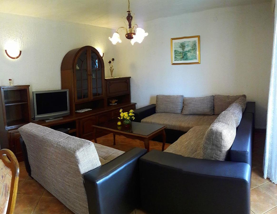 Apartment Stella วอดิยัน ภายนอก รูปภาพ