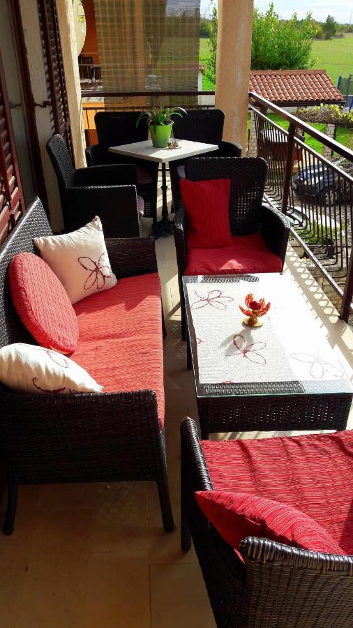 Apartment Stella วอดิยัน ภายนอก รูปภาพ